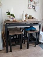 Bar tafel 4 krukken, Ophalen, Zo goed als nieuw