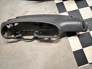 Saab 9-3 of 900 dashboard ys3d grijs zeer goede staat beschikbaar voor biedingen