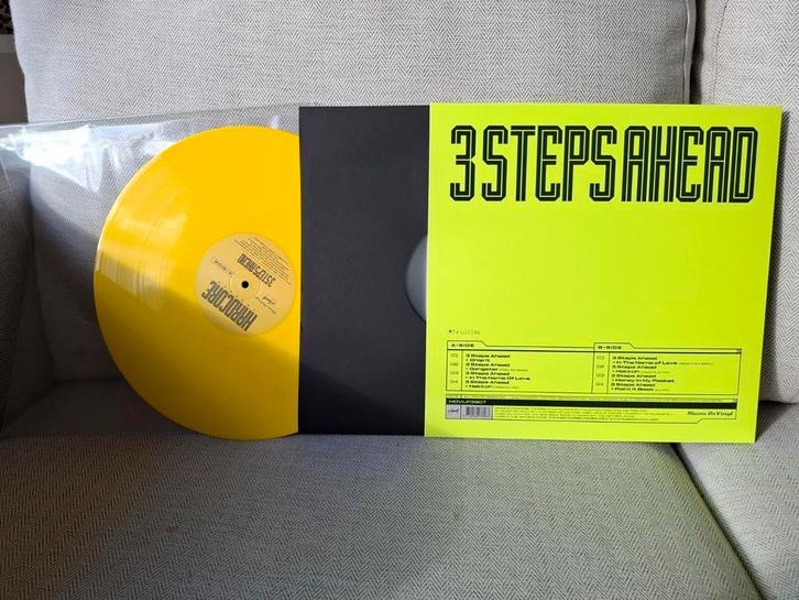 Hardcore legends 3 Steps Ahead yellow vinyl, Cd's en Dvd's, Vinyl | Dance en House, Nieuw in verpakking, 12 inch, Ophalen of Verzenden