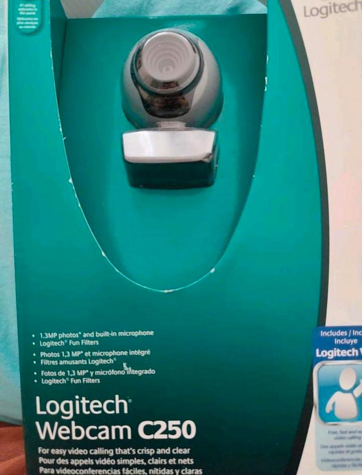 Nieuwe Logitech Quickcam C250, Computers en Software, Webcams, Nieuw, Bedraad, Windows, Monitorclip, Fotofunctie, Microfoon, Ophalen of Verzenden