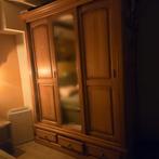 Mooie stevige kledingkast, Ophalen, Zo goed als nieuw, Tweepersoons