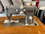 Pfaff 230 uitklapbaar model., Ophalen