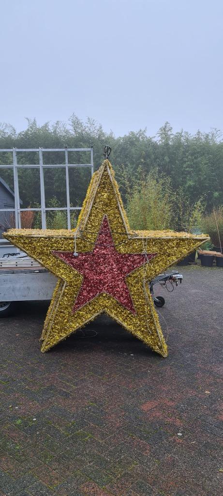 Kerstster goud met rood, Hobby en Vrije tijd, Feestartikelen, Gebruikt, Versiering, Kerst of Sinterklaas, Ophalen
