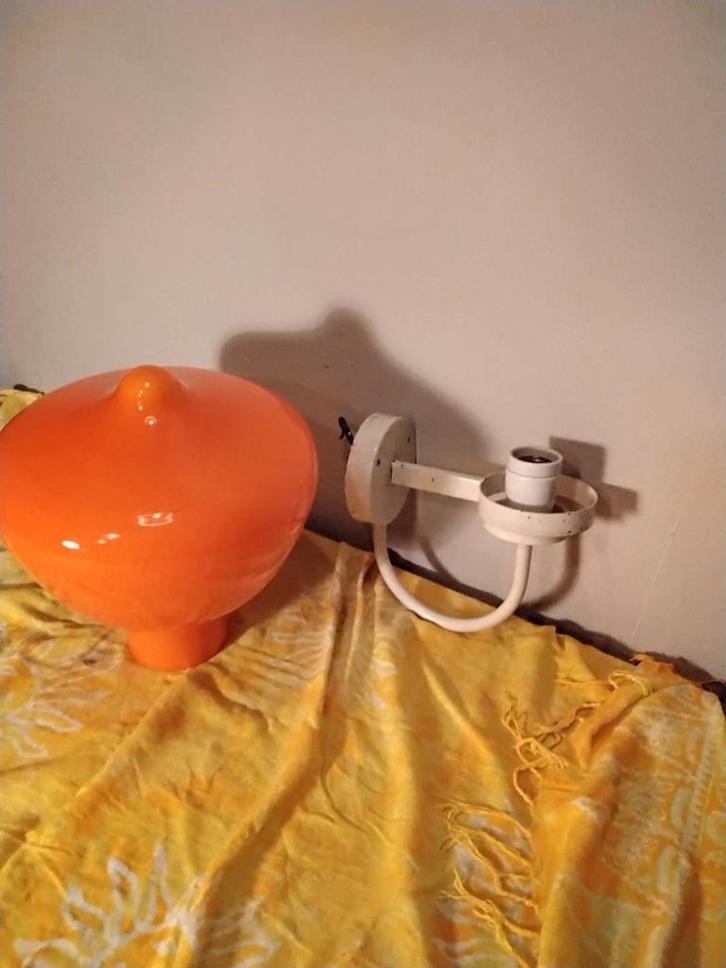 VINTAGE JR,60 , 70 MUURLAMP ,RETRO ,ORANJE  GLAZEN KELK, Huis en Inrichting, Lampen | Wandlampen, Glas, Metaal, Ophalen of Verzenden