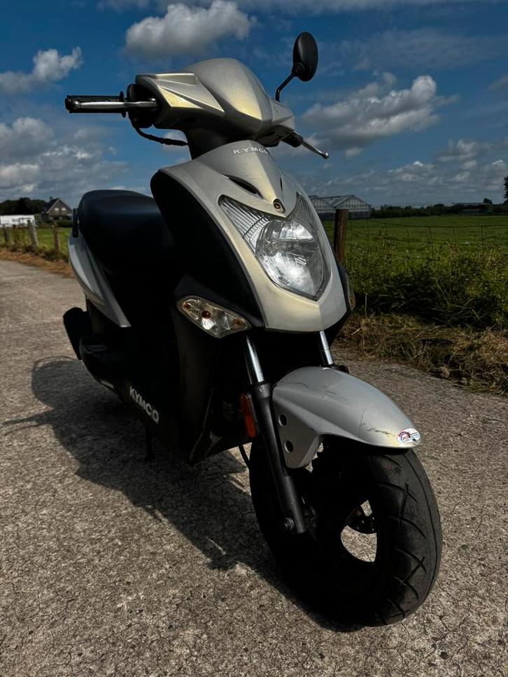 Kymco Agility FR50 Bromscooter 2015, Fietsen en Brommers, Scooters | Kymco, Zo goed als nieuw, Agility, Maximaal 45 km/u, Ophalen
