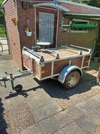 Te koop één  aanhanger  met   deksel, Ophalen, Gebruikt