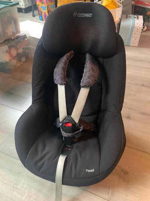 Maxi cosi Pearl + Family fix base, Kinderen en Baby's, Autostoeltjes, Zo goed als nieuw, Maxi-Cosi, 9 t/m 18 kg, Isofix, Ophalen