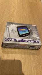 Game Boy Advance Platinum  met Pac-Man NES Classics, Spelcomputers en Games, Spelcomputers | Nintendo Game Boy, Ophalen of Verzenden