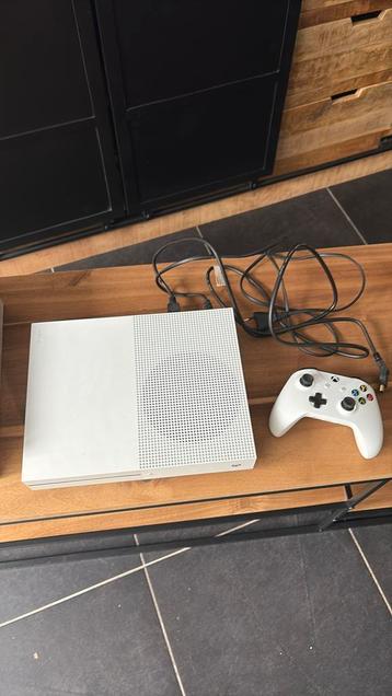 Xbox One S 1TB beschikbaar voor biedingen