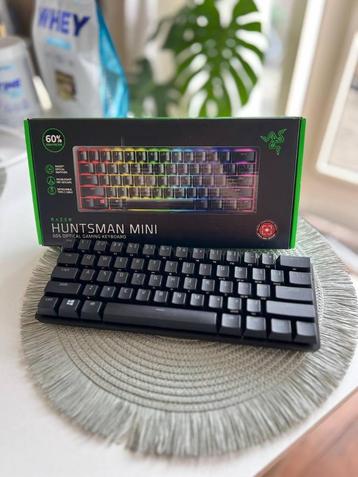  Razer Huntsman Mini (Met Doos & Kabel) beschikbaar voor biedingen