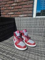 Nike air Jordan 1 mid cherry maat 46, Ophalen of Verzenden, Zo goed als nieuw