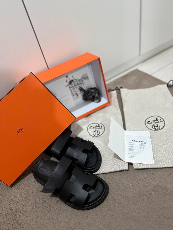 Hermes slippers maat 37,5, Kleding | Dames, Schoenen, Ophalen of Verzenden