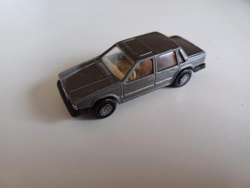 MC toy volvo 760 GLE, Hobby en Vrije tijd, Modelauto's | Overige schalen, Gebruikt, Auto, Ophalen of Verzenden