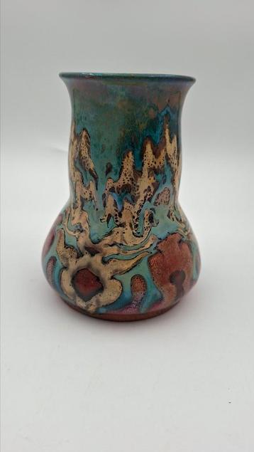 Platelen vaas met Muvelee decor beschikbaar voor biedingen