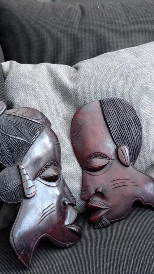Handgesneden Afrikaanse wanddecoratie, Hobby en Vrije tijd, Kostuums, Theaterbenodigdheden en LARP, Zo goed als nieuw, Verzenden