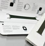 Apple Braided Solo Loop 44mm Inverness Green - bandje 44MM, Bandje, Nieuw, Ophalen of Verzenden, A