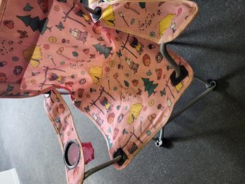 Campingstoel voor een meisje beschikbaar voor biedingen