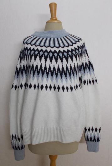 Noors/Scandinavische look trui! M/L beschikbaar voor biedingen