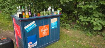 houten bar beschikbaar voor biedingen