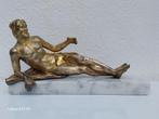Bronzen beeld man op marmer, Antiek en Kunst, Ophalen of Verzenden