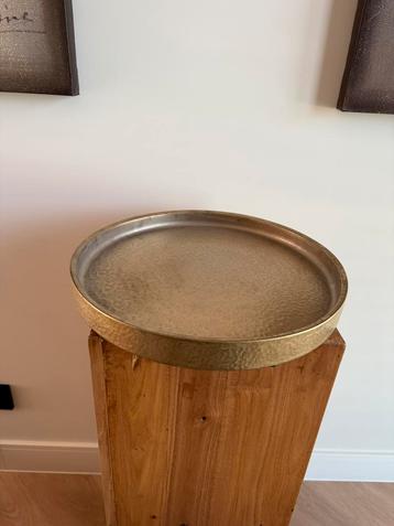 Dienblad met prijskaartje| goud  beschikbaar voor biedingen
