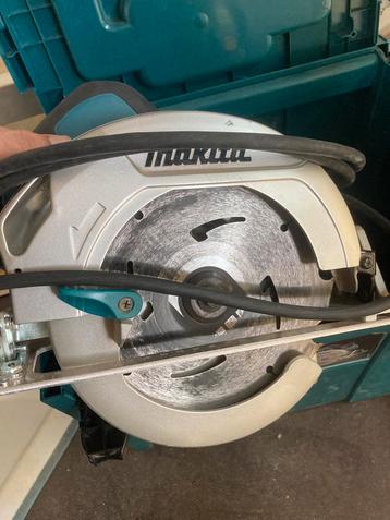 Makita HS7601J handcirkelzaag beschikbaar voor biedingen
