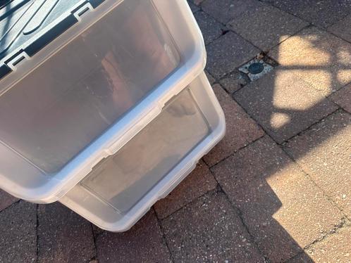 2 stapelbakken te koop izgst, Doe-het-zelf en Verbouw, Kratten en Dozen, Zo goed als nieuw, Doos, Minder dan 35 cm, 60 cm of meer