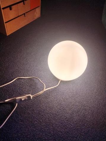 lamp FADO (Ikea) beschikbaar voor biedingen