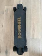 Koowheel Elektrisch longboard met tas en verlichting, Sport en Fitness, Skateboarden, Skateboard, Longboard, Zo goed als nieuw