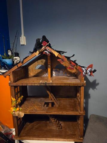 spookhuis beschikbaar voor biedingen