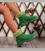 Mooi fluffy laarsje maat 37. Binnenzool 24.3 cm. Nieuw, Kleding | Dames, Schoenen, Overige typen, Nieuw, Ophalen of Verzenden