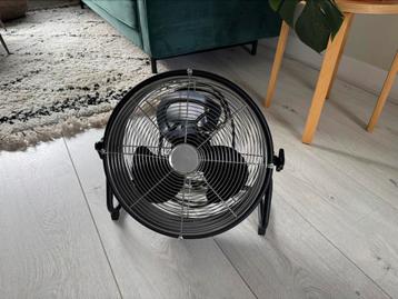 Vloerventilator beschikbaar voor biedingen