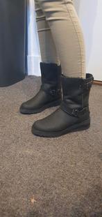 Leren UGG Boots maat 39 met Schapenwol, UGG, Zwart, Lage of Enkellaarzen, Nieuw