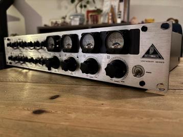 Behringer T1952 Tube Composer – 2-kanaals buizencompressor beschikbaar voor biedingen