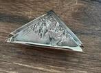 Modernistische abstracte driehoekige broche, Ophalen of Verzenden, Zo goed als nieuw, Overige materialen