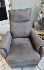 Sta-op stoel  elektrische !!!, Huis en Inrichting, Fauteuils, Ophalen, Nieuw, 75 tot 100 cm, 50 tot 75 cm