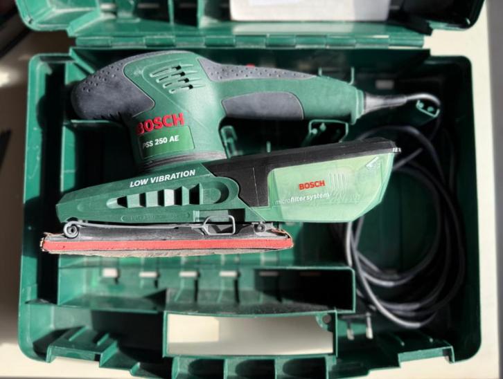 Bosch schuurmachine PSS 250 AE (-25%), Doe-het-zelf en Verbouw, Gereedschap | Schuurmachines, Gebruikt, Vlakschuurmachine, Minder dan 600 watt