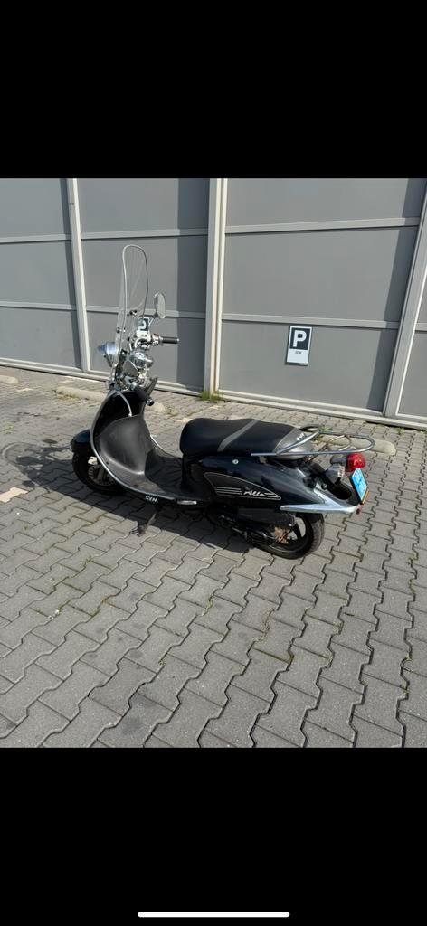 Zeer nette scooter te koop, Fietsen en Brommers, Scooters | Overige merken, Zo goed als nieuw, Maximaal 45 km/u, Benzine, Ophalen