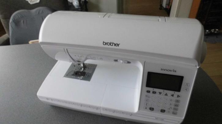 GROTE KORTING OP GLOEDNIEUWE BROTHER  NAAI/QUILT/MACHINE, Hobby en Vrije tijd, Naaimachines en Toebehoren, Nieuw, Naaimachine
