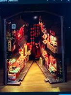 Book nook Boekensteun Chinees straatje, Overige merken, Nieuw, Ophalen of Verzenden, Groter dan 1:32