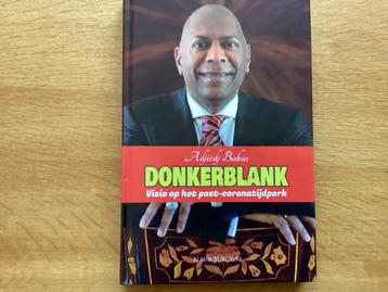 Adjiedj Bakas - Donkerblank beschikbaar voor biedingen