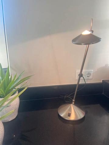 Halogeen Bureaulamp - Stijlvol en Functioneel beschikbaar voor biedingen