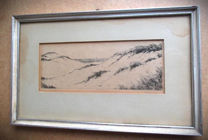 Duinen~Ets~Samil ?~Achter glas in lijst~Katwijk, Antiek en Kunst, Kunst | Etsen en Gravures, Ophalen of Verzenden