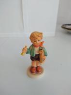 Hummel jongen met hobbelpaard, Ophalen of Verzenden, Zo goed als nieuw, Hummel