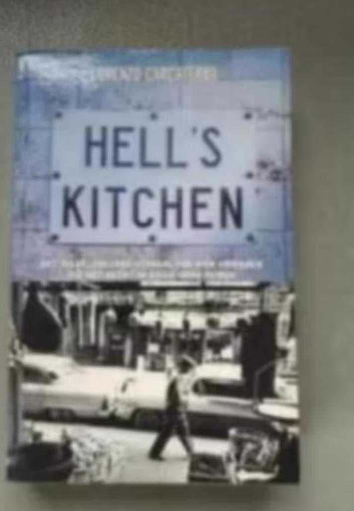 Hell's Kitchen door L. Carcaterra, Boeken, Biografieën, Gelezen, Ophalen of Verzenden