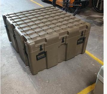 kist grote legerkist Ecscase - Afmetingen: 96 x 106 x 50 h beschikbaar voor biedingen