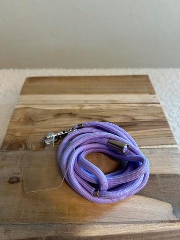 Verstelbaar paars telefoonkoord beschikbaar voor biedingen