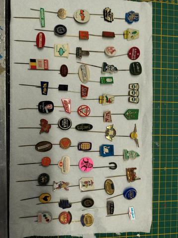 Collectie Nostalgische Speldjes beschikbaar voor biedingen