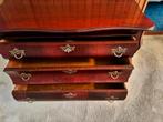 Barokstijl Ladekast met 3 Lades in rood bruine afwerking, Huis en Inrichting, Kasten | Ladekasten, Gebruikt, Glas, 3 of 4 laden