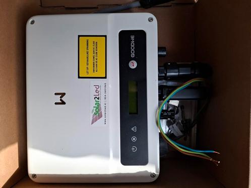 Goodwe 3000-XS-11 omvormer 1 Jr oud. Zeer goede staat., Doe-het-zelf en Verbouw, Zonnepanelen en Toebehoren, Zo goed als nieuw